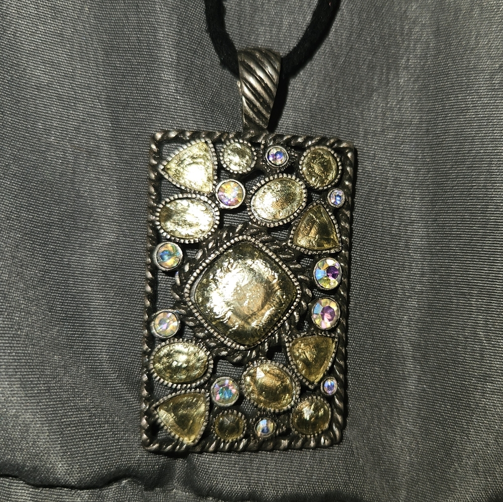 BOGO Free: Lia Sophia necklace